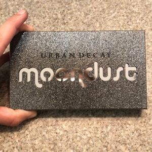 Urban decay moon dust palette